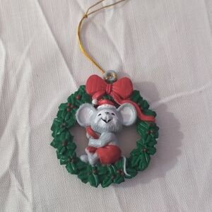 4/$20 Vintage Critter Wreath Festive Mouse Wreath Ornament *BINK